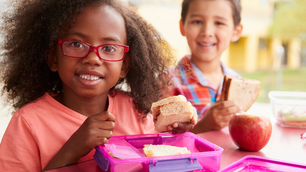 How to pack a healthy lunchbox for school | Children's Health Queensland