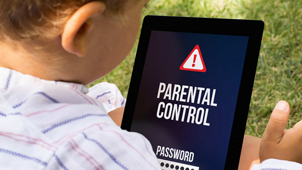 10 things every parent can do to keep their kids safe online | Children ...